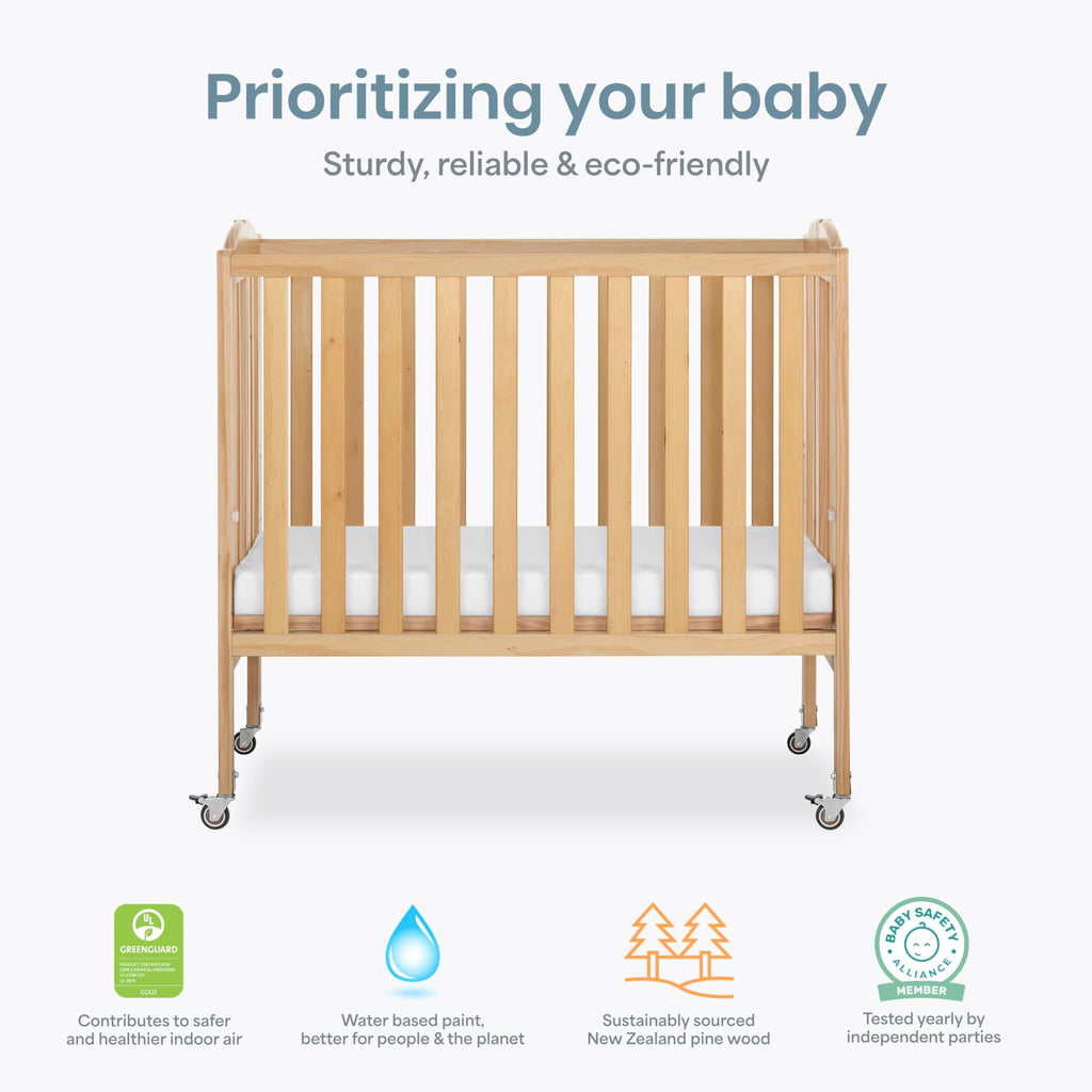 2-in-1 Portable Mini Crib with Mattress Q156085