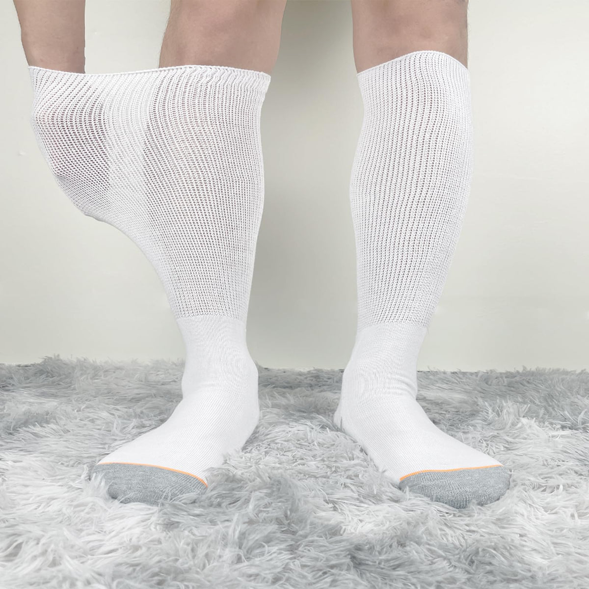 White Walking Boot Socks D315