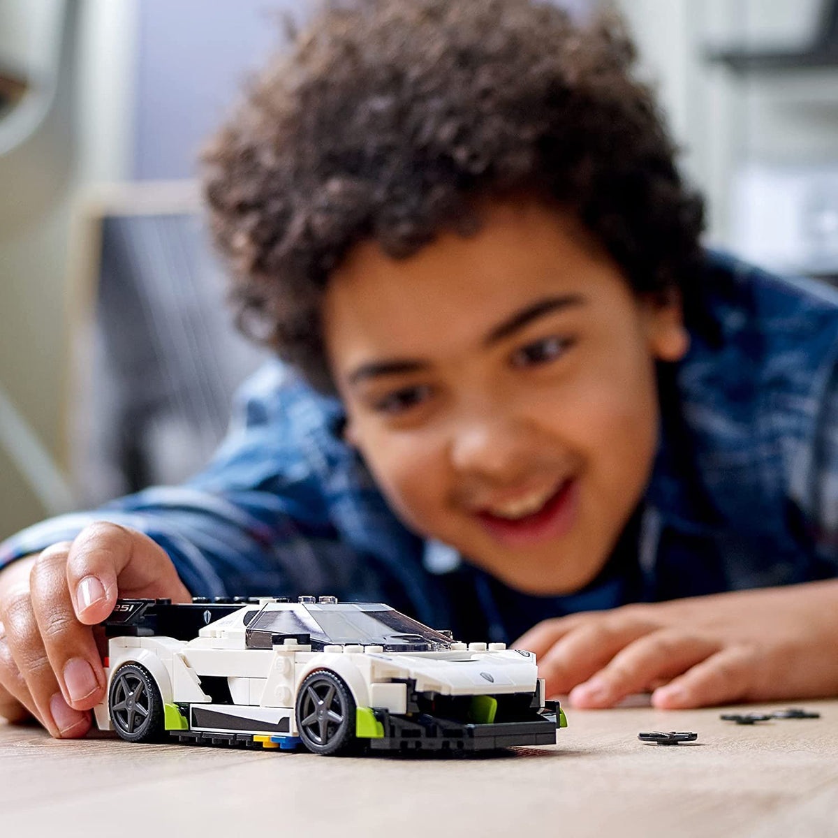 Racing Sports Car Toy with Driver Minifigure P39102
