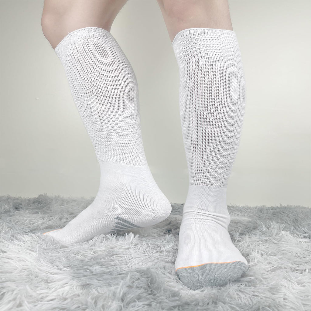 White Walking Boot Socks D315